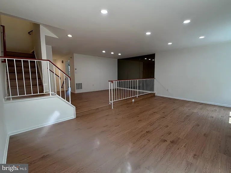 10113 Galsworthy Pl — Photo 4