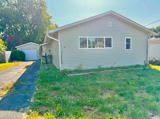 211 Illinois Ave, Galesburg, IL 61401