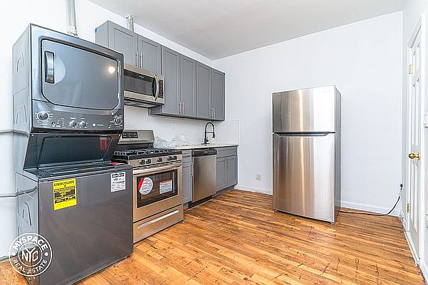 1st image of 650 Franklin Ave #3B