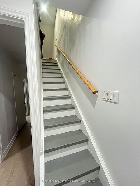 Toronto House for rent - 3 Bedrooms — photo 20