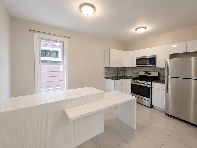 244 Halsted St #1 — Photo 9