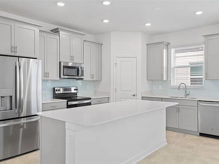3039 Addison Blvd — Photo 13
