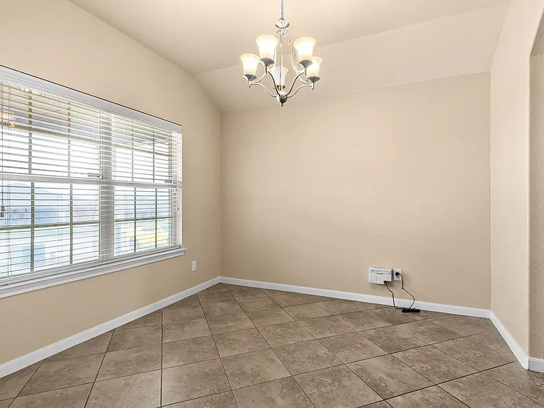 2707 Camp Cooper Dr — Photo 4