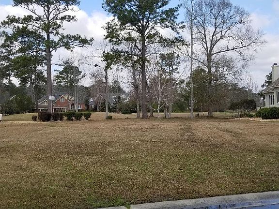 3rd image of 6586 Summerfield Place SW