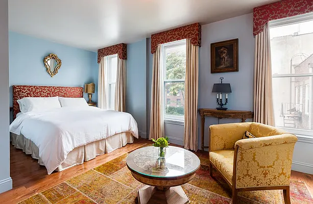 Sold by Compass | media 6