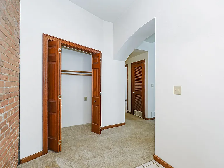 Barr Terrace Apartments — Photo 17