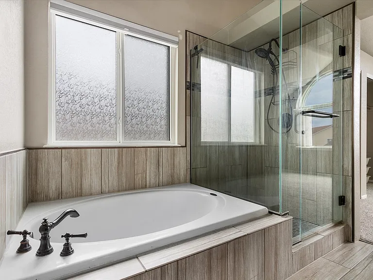 4628 S Flanders Way — Photo 32