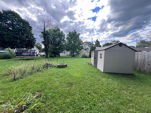 4th image of 532 W Main St