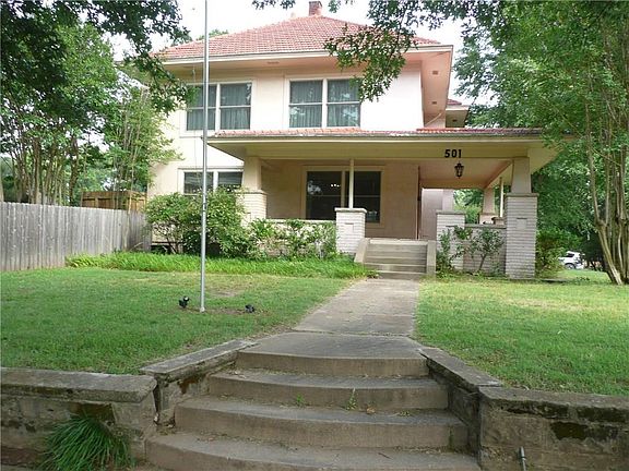 2nd image of 501 N Hinckley St