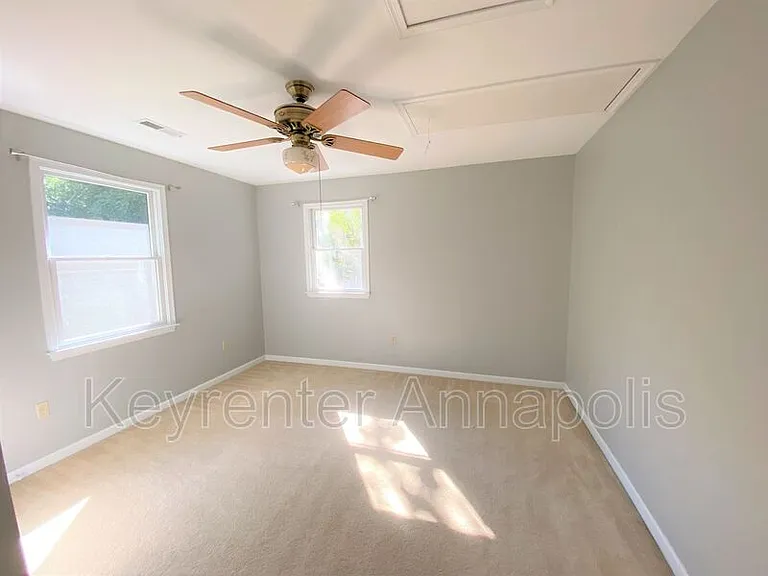 1161 Green Holly Dr — Photo 22