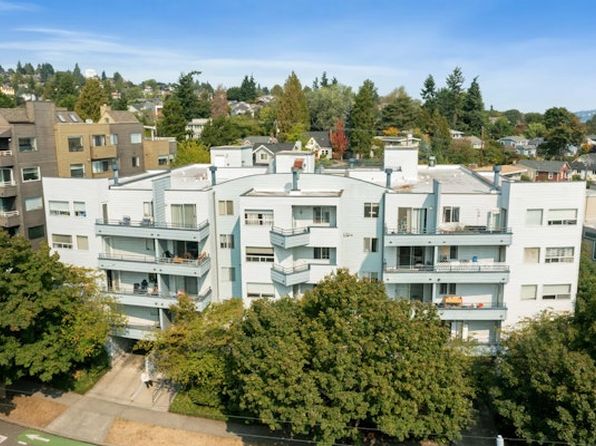 3230 SW Avalon Way #405