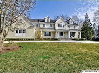 1 Buttonwood Ln E, Rumson, NJ 07760