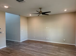 4604 S Park Grove St #102, Gilbert, AZ 85297