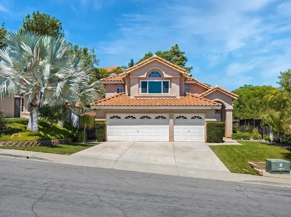 1032 Funquest Dr, Fallbrook, CA 92028