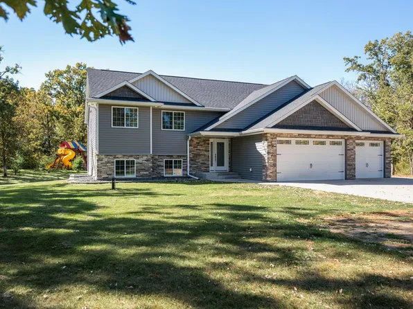 30207 152nd St, Princeton, MN 55371