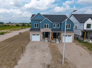 103 Clayton St, Mitchell, ON N0K1N0