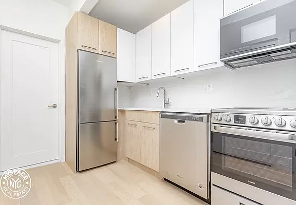 3rd image of 419 Marcus Garvey Blvd APT 3B
