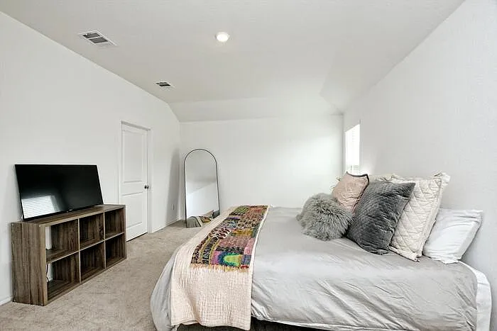 2108 Golden Grain Ln — Photo 14