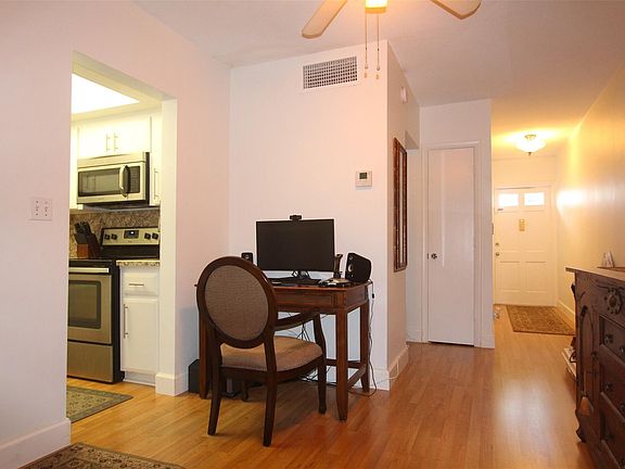 5th image of 4820 NE 23rd Avenue #102