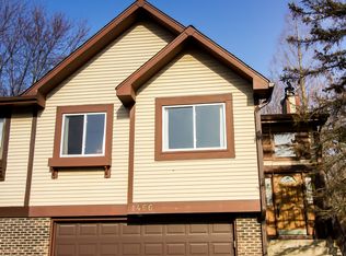 1466 Chippewa Trl, Wheeling, IL 60090