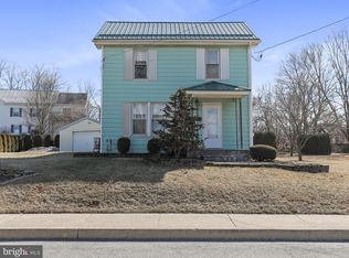 424 S Carlisle St, Greencastle, PA 17225