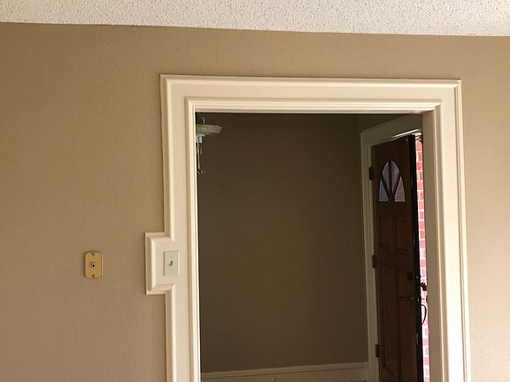 5th image of 417 Mayfield Ln