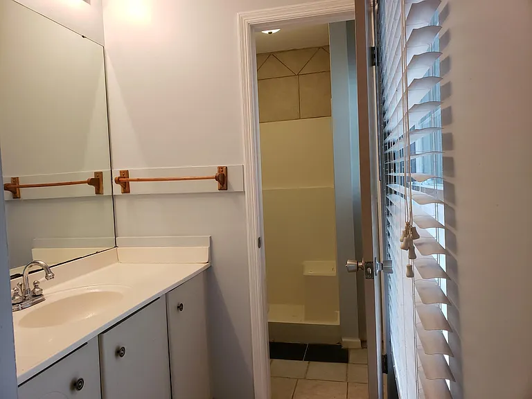 305 Sussex Ct — Photo 11