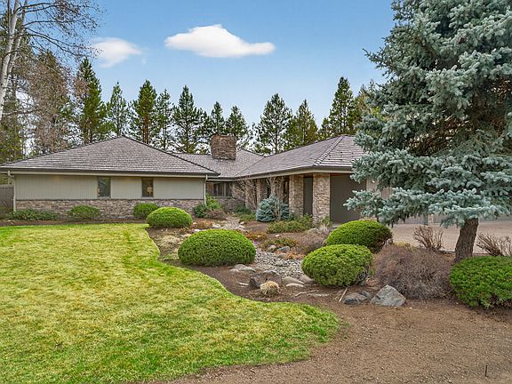 3rd image of 17995 N Course Ln #8