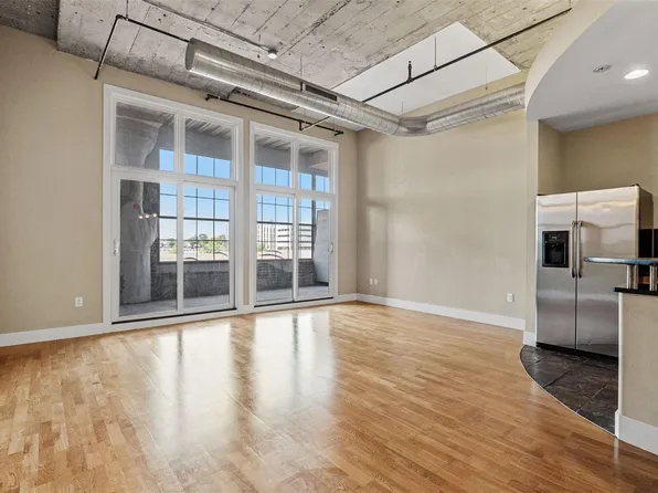 4100 Forest Park Ave APT 216, Saint Louis, MO 63108