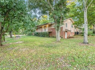 208 Santa Anita Dr, Starkville, MS 39759