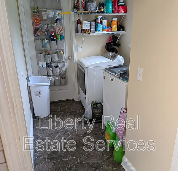 1228 Peacock Trl — Photo 10