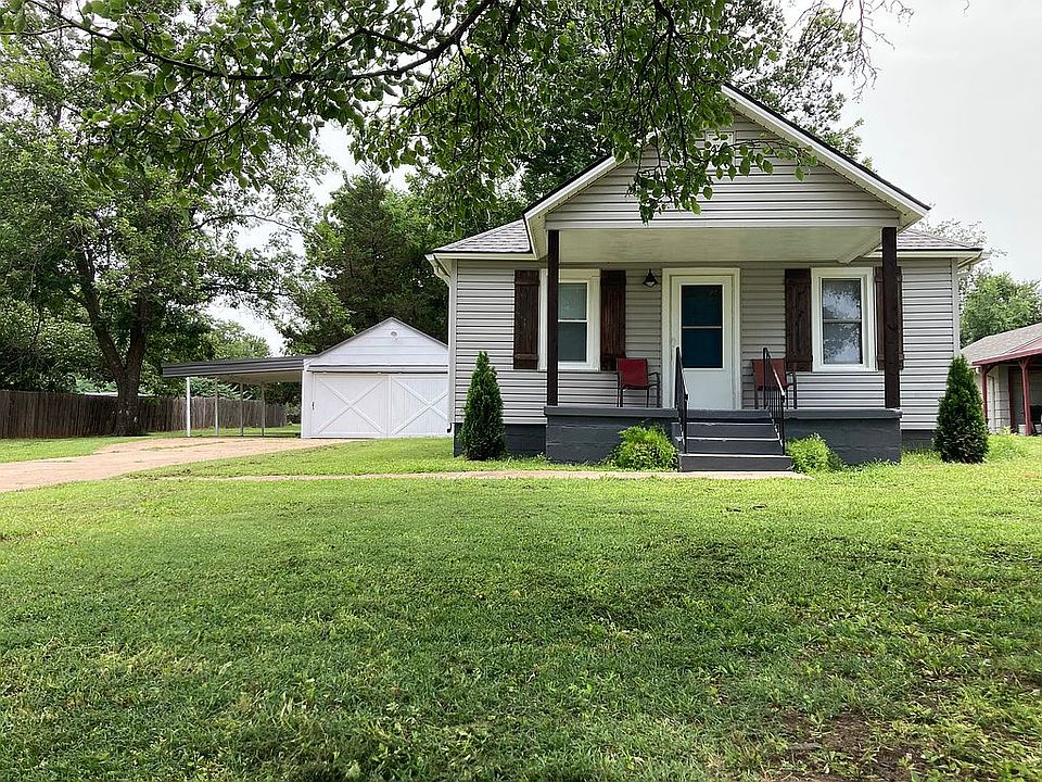 2003 Cedar St, Ponca City, OK 74604 Zillow