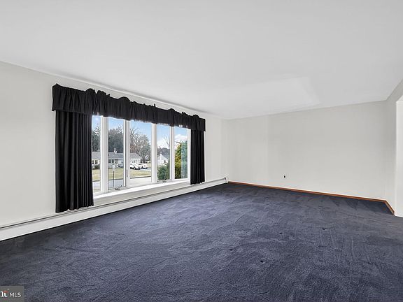 4th image of 667 Lily Rd