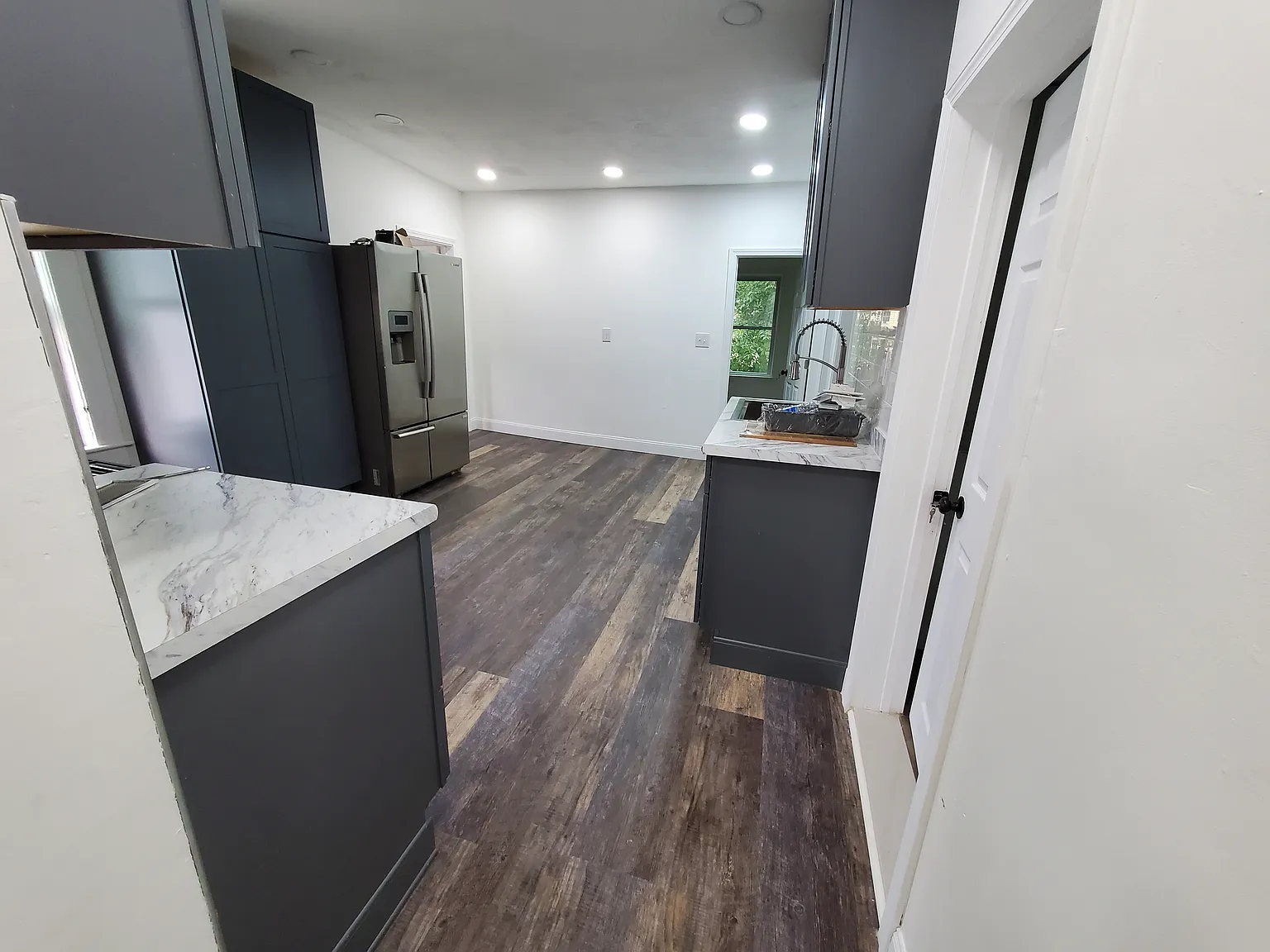 3 bed, 1500 sqft, $2,850 — Photo 3