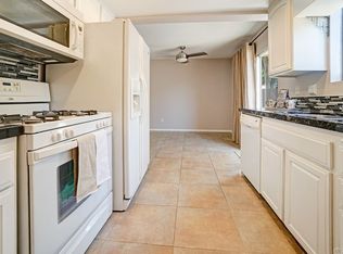 204 Whitney Ave APT 3, Pomona, CA 91767