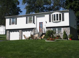 68 Topland Rd, Mahopac, NY 10541