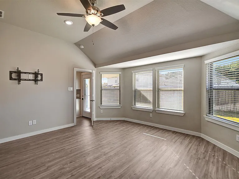 6419 Purple Wreath Way — Photo 22