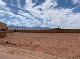 911 Chicory Dr, Alamogordo, NM 88310