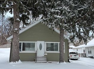 1912 Court St, Pekin, IL 61554