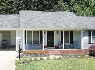 1013 E Academy St, Cherryville, NC 28021