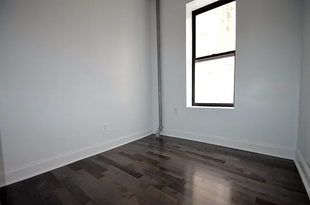 Rented by CITY SKYLINE REALTY INC | media 4