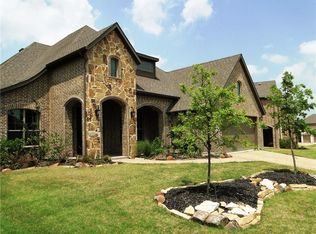 314 Hawks Dr, Fate, TX 75087