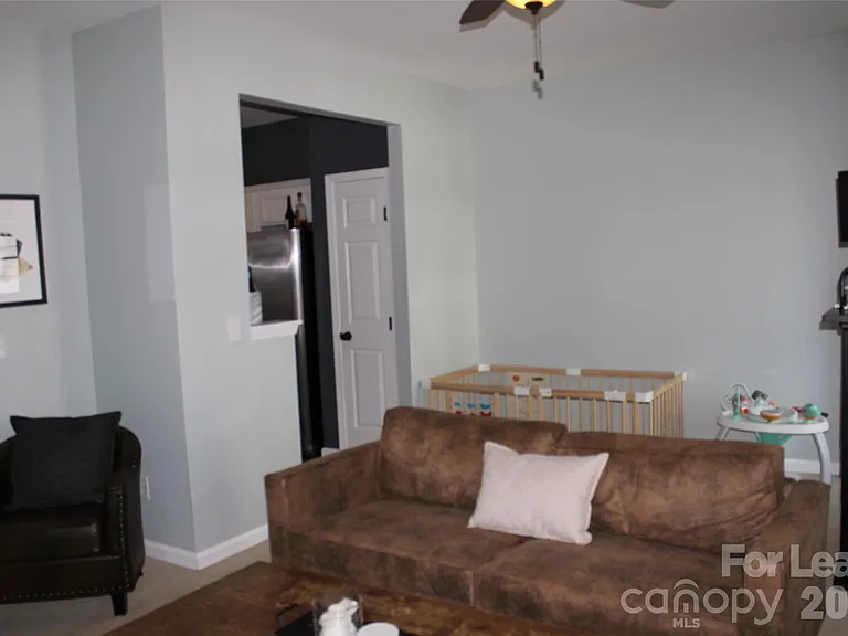9446 Cadman Ct — Photo 11