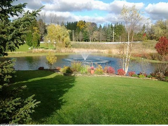 3rd image of 113 Squires Ln