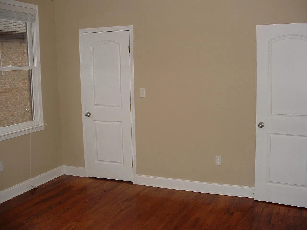 1 bed, 850 sqft, $1,875 — Photo 2