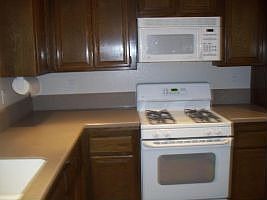 2nd image of 900 Nottingham Dr