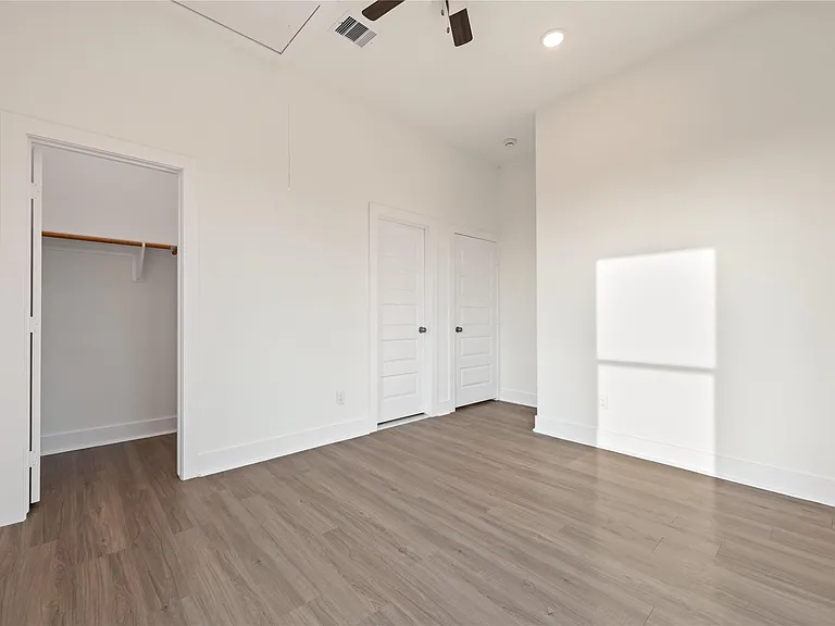 5623 Eskridge St #A — Photo 9