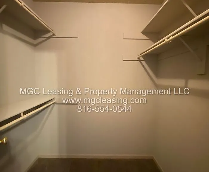 908 Garden Way — Photo 15