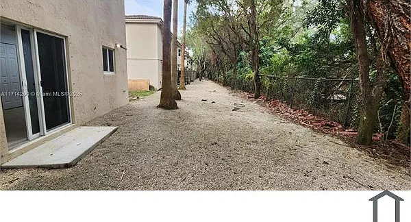 1250 SE 31st Ct #101 — Photo 20
