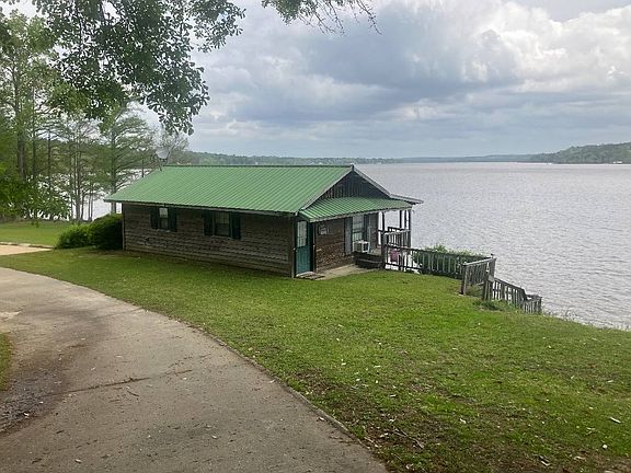 3rd image of 31388 Wyatt Ln